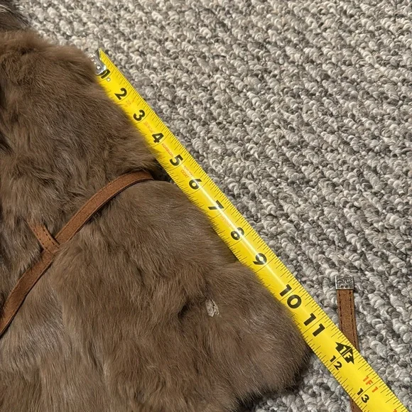 Akira genuine rabbit hair vest - Picture 5 of 9